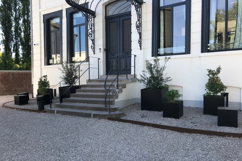 aménagement entrée batiment entreprise